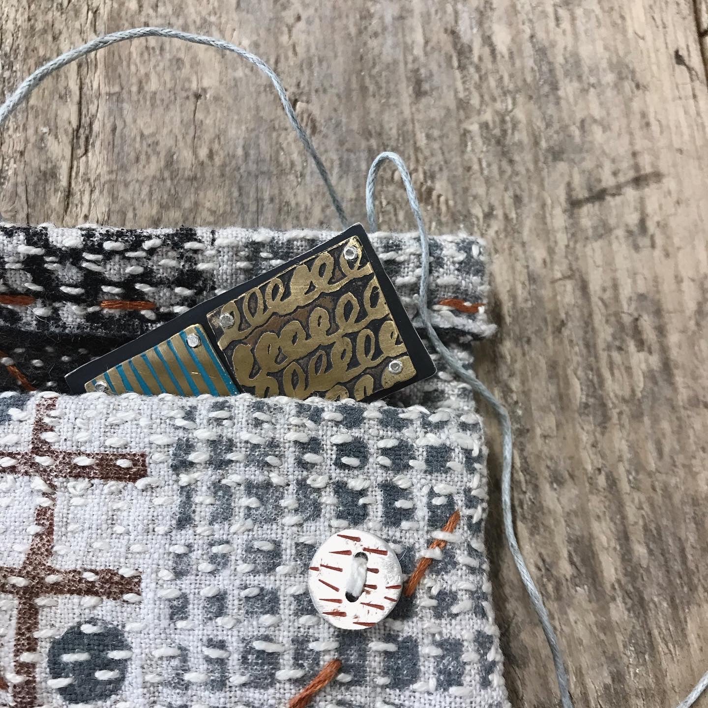 the ANY WAY YOU WANT broodge