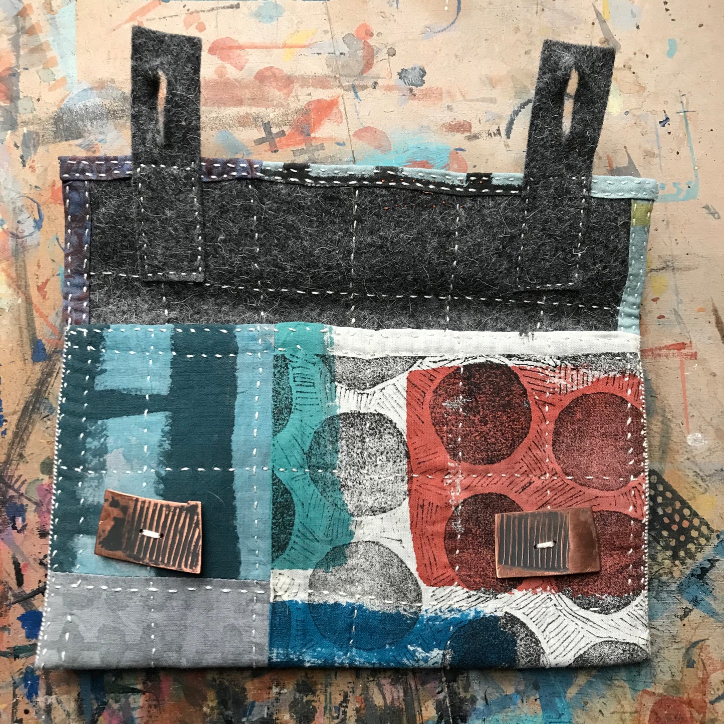 the SOFT PATCHWORK pouch with spots and grids
