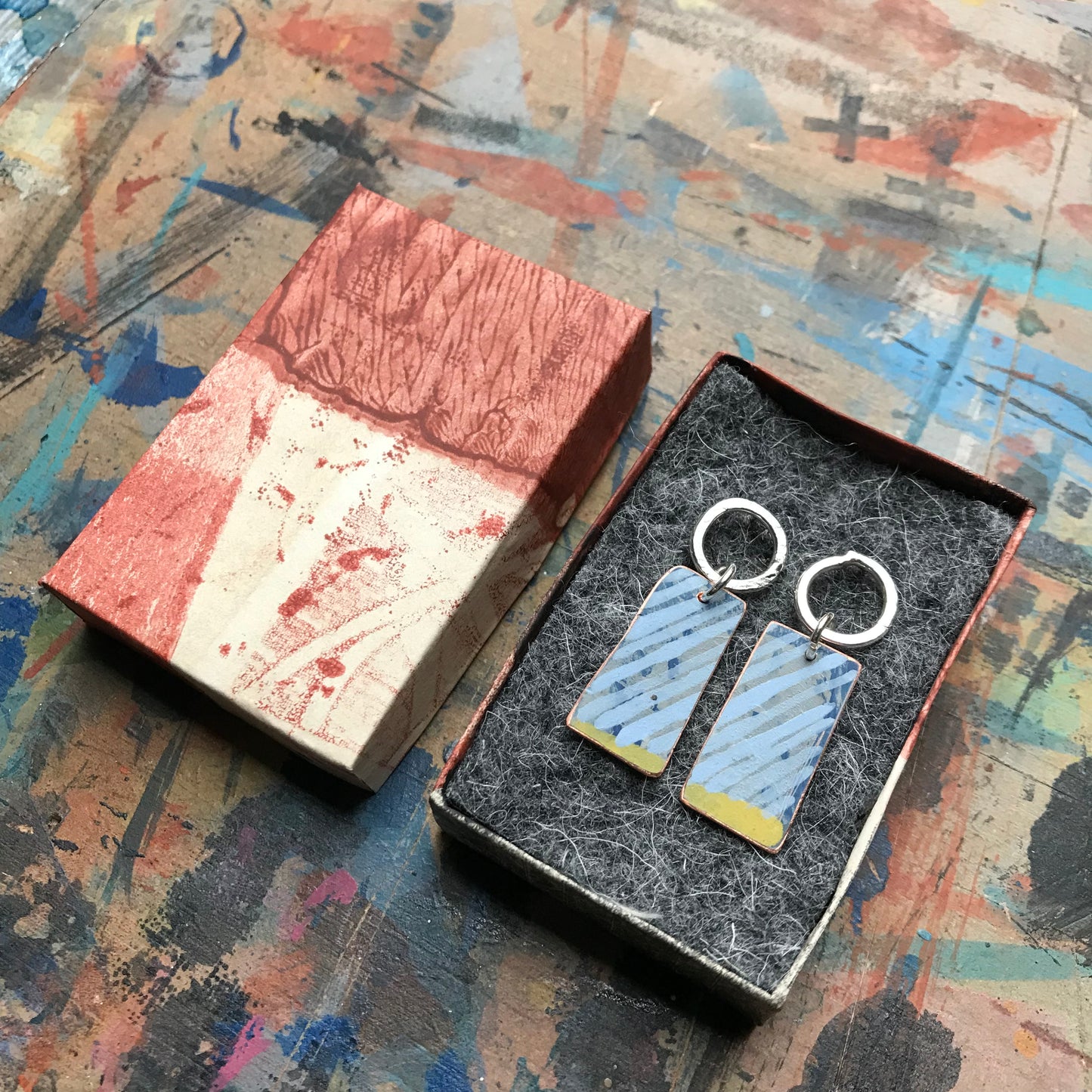 the VERNAL DISSOLVING earrings